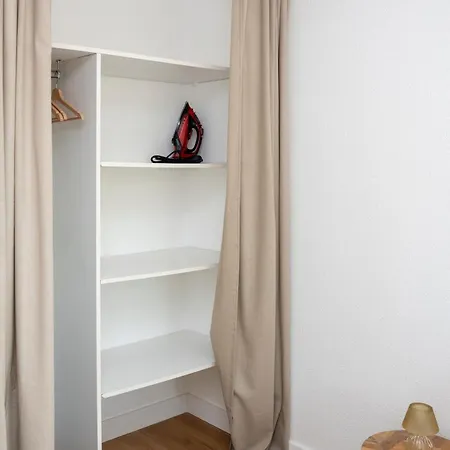 Pink Signature Daire Toulouse