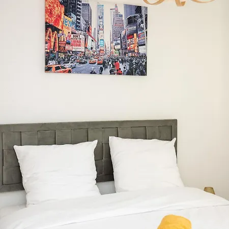 Pink Signature Daire Toulouse