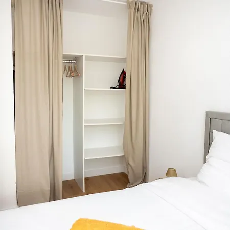 Pink Signature Daire