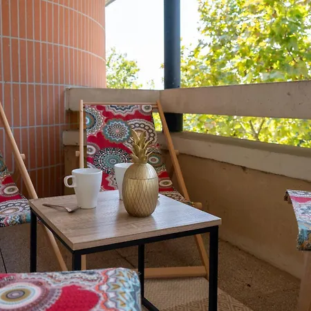 T2 Proche Metro Appartement *